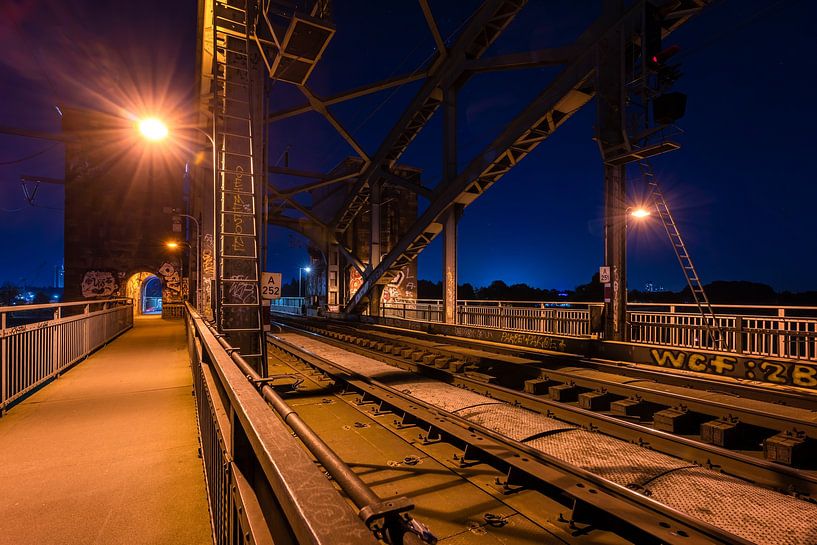 Cologne / Köln / Cologne la nuit par Maurice Meerten