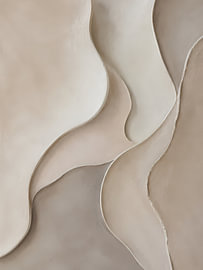 Relief aux contours fluides sur Juan Lopez