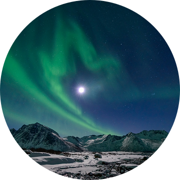 Poollicht of Noorderlicht in de nacht boven Noord-Noorwegen van Sjoerd van der Wal Fotografie