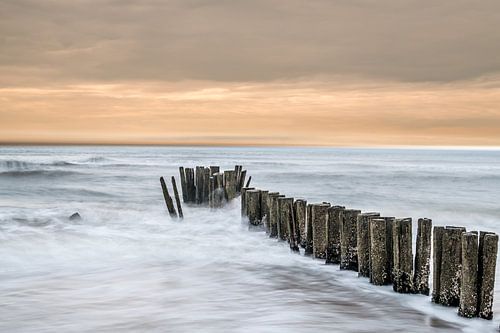 Golfbreker aan de Nederlandse kust