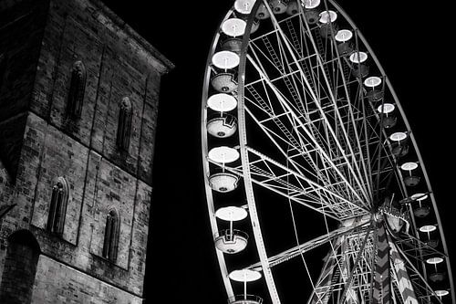 Kermis bij de kathedraal?