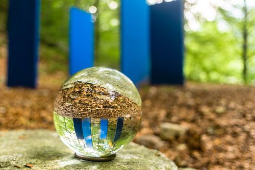 Kristallen bol voor blauwe objecten