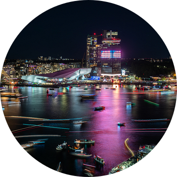 Lichtkunst SAIL Amsterdam 2025 met ADAM Toren en EYE Filmmuseum