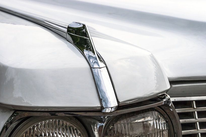 Detail van de koplampen van een klassieke Amerikaanse auto van Mark Scheper
