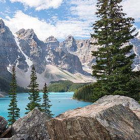 Lake Moraine Canada, BC by Daniel Van der Brug