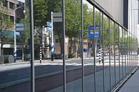 Weerspiegelt straatbeeld Rotterdam van Marieke van der Hoek-Vijfvinkel thumbnail