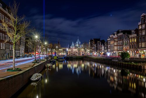 Amsterdam by night by Henk Verheyen