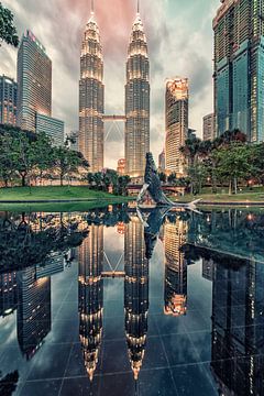 KLCC by Manjik Pictures
