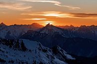 Atmosphärischer Sonnenuntergang in den Alpen von Hidde Hageman Miniaturansicht