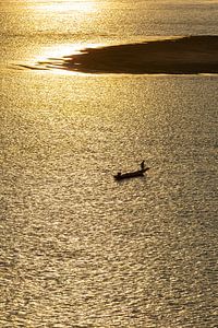 Entre la Thaïlande et le Laos, à la lueur du matin