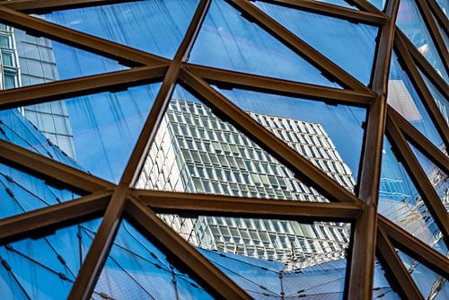 Glass and steel in the city centre by Thomas Riess