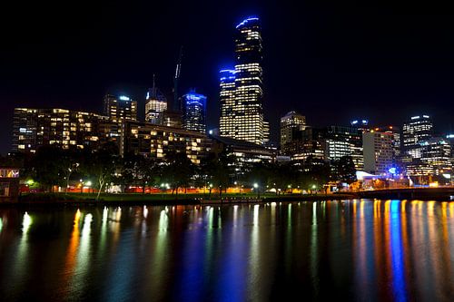 Skyline van Melbourne in de avond