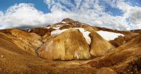 Panorama ockerfarbene Bergkette mit Schneeresten von Ralf Lehmann Miniaturansicht
