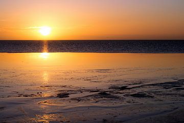 Zonsondergang in Harlingen van Sidney Portier