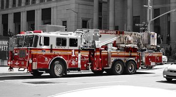 Rode Brandweerauto - New York City Fire Department (NYFD) - Amerika van Be More Outdoor