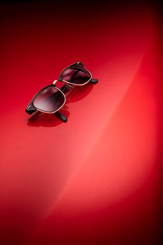 Sunglasses on Soul Red Crystal Metallic Mazda MX5 ND