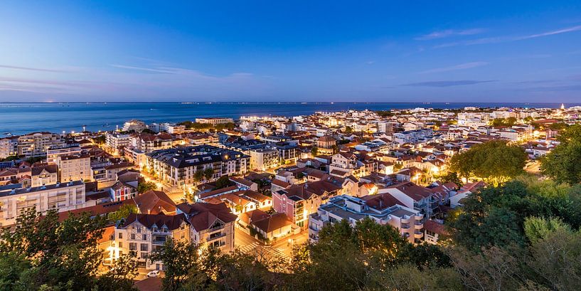Arcachon en de baai van Arcachon in Frankrijk van Werner Dieterich