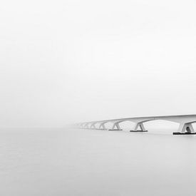 Zeelandbrug in zwart wit by Alex Riemslag