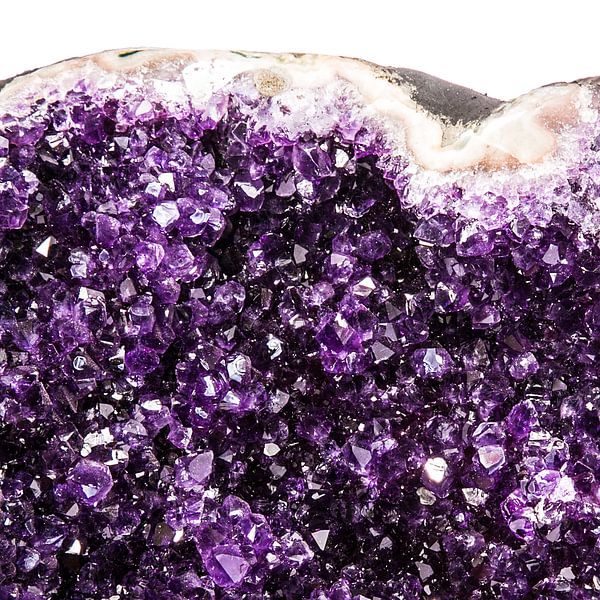 Amethyst Geode, self-insight and power by Annemiek van der Weide