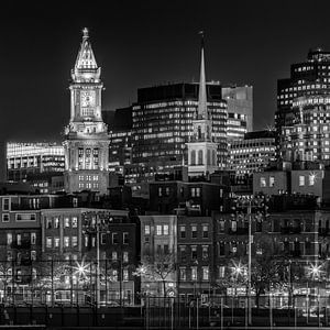 BOSTON Abendliche Skyline von North End & Financial District | Monochrom