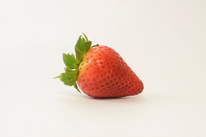 Strawberry by Ron Boelen