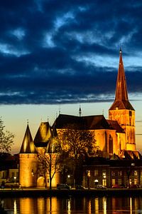 Kampen Bovenkerk und Koornmarktspoort in der Skyline von Kampen