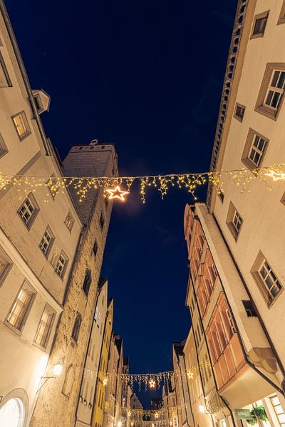 Kerstverlichting in de Wahlenstraße in Regensburg van Robert Ruidl