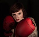 Boxing girl van Ronald De Neve thumbnail