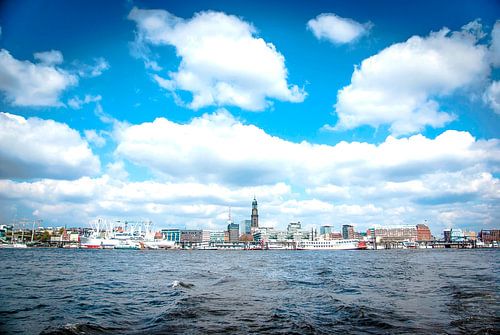 Hamburg: view to the Landing Bridges