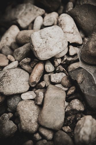 Stones van Melanie Schat