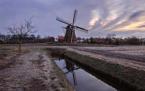Molen van de Groote Polder bij een winterse dag