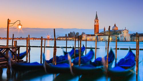 Zonsopkomst San Marcoplein, Venetië, Italië
