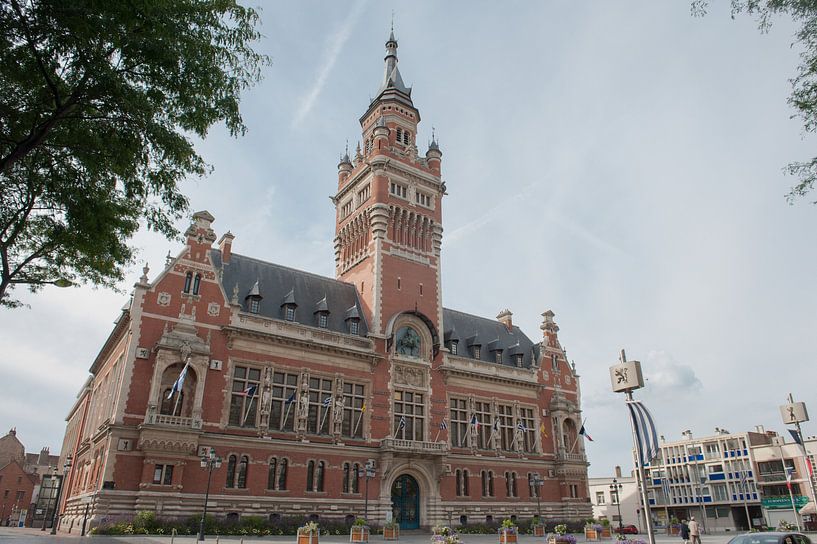 Dunkirk town hall by Richard Wareham