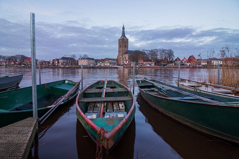 Bootjes bij Hasselt. van Meindert Marinus