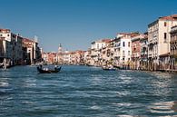 Kanalen in Venetië  van Brian Morgan thumbnail