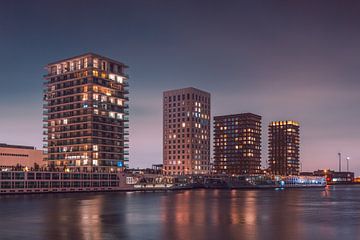 Residential towers at the Kattendijkdok | City photography | Night photography by Daan Duvillier | Dsquared Photography