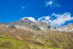 Blick auf die Ötztaler Bergwelt in der Sölden Arena Tirol bei sp