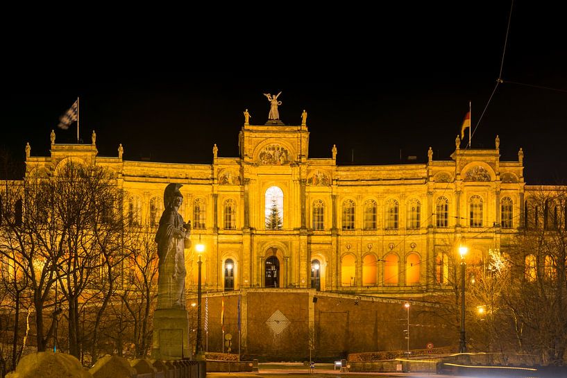 Maximilianeum de Munich de nuit par ManfredFotos