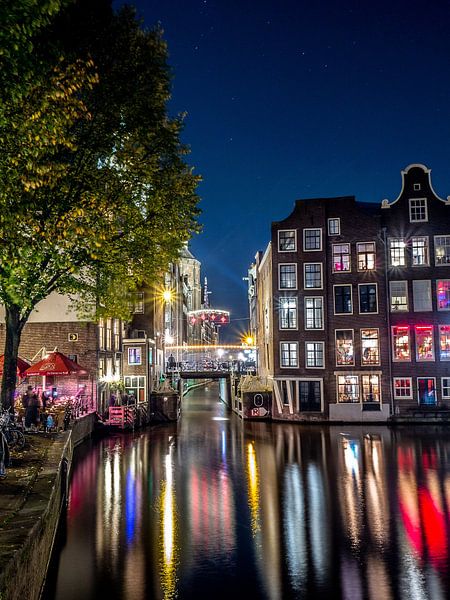 Amsterdam by Hello Pompoyo