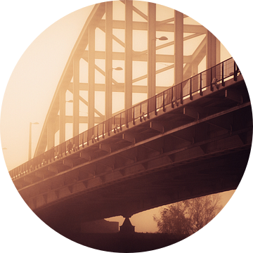 John Frost brug,  Arnhem, zonsondergang van Paul Hemmen