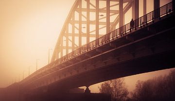 John Frost brug,  Arnhem, zonsondergang van Paul Hemmen