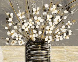 Vibrant White Flowers in Vase