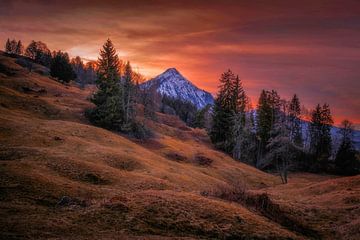 BERG ZONSONDERGANG van Simon Schuhmacher