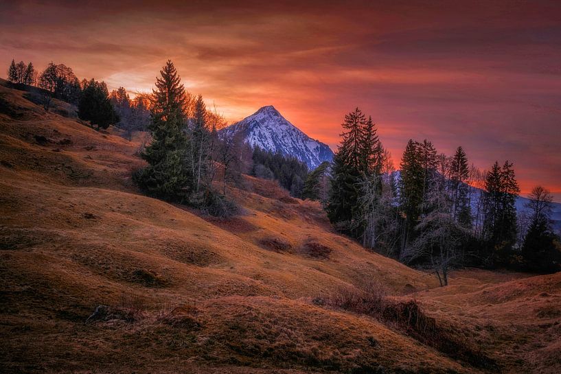 MONTAGNE COUCHER DE SOLEIL par Simon Schuhmacher