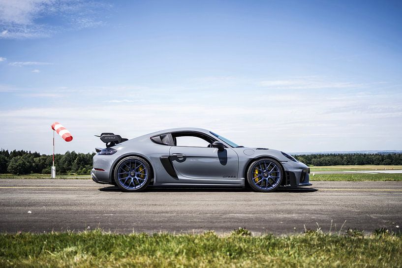 Porsche 718 Cayman GT4 RS by David de Wijn