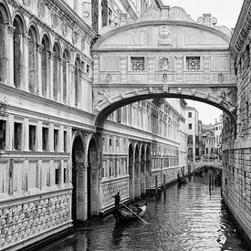 Die Seufzerbrücke in Venedig von Barbara Brolsma