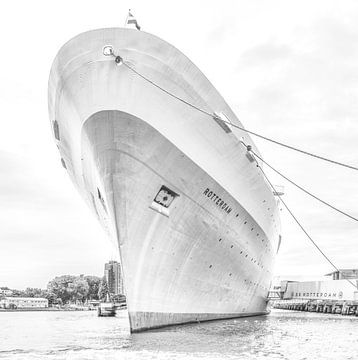 Voorsteven SS .Rotterdam von John Kreukniet