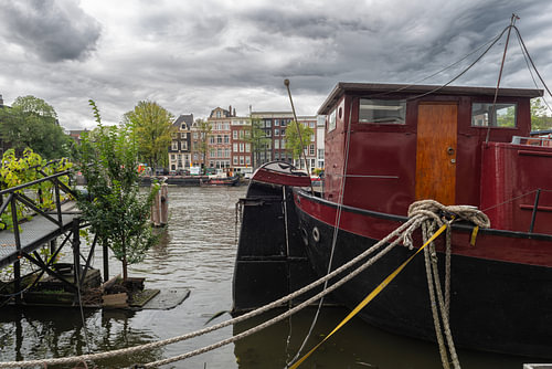 Schip Aan De Amstel 3 van Don Fonzarelli