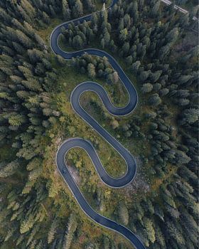 Schlangenstraßen-Dolomiten