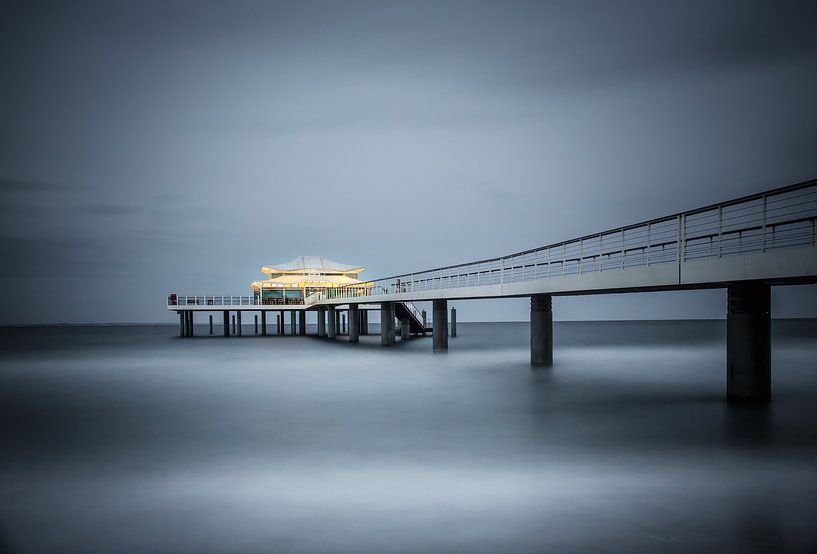 Theehuis boven de zee van Werner Reins